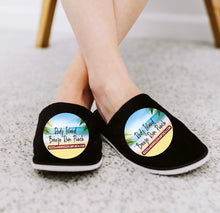 Load image into Gallery viewer, Redz Island Breeze Rum Punch Closed Toe Spa Slippers For Women And Men.
